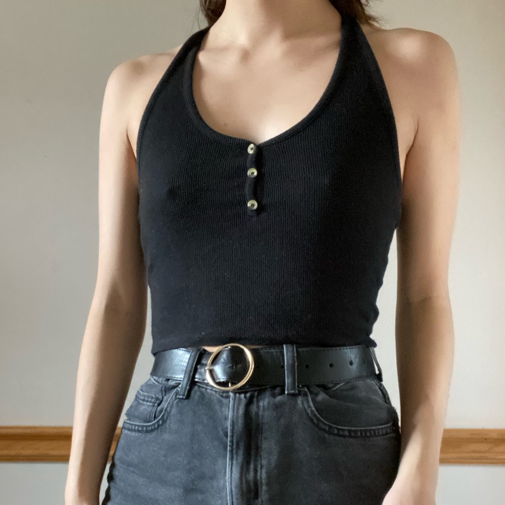 Black tanktop